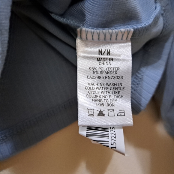 AERO Crop Longsleeve top - Picture 3 of 3